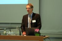 Philipp Schulze Esking bei der Diskussion