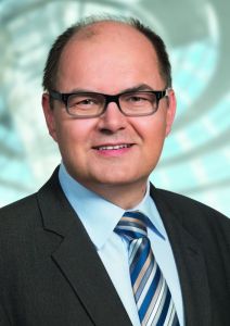 Bundeslandwirtschaftsminister Christian Schmidt legte ebenfalls einen Vorschlag zur zukünftigen Sauenhaltung vor.