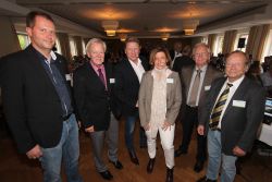 Es diskutierten: v.l. Thomas Gardewin (ISN), Uwe Bartels (Vorsitzender des AEF), Ludger Abeln, Dr. Maria Gellermann (aniplus), Gregor Sieve (atka), Prof. Dr. Thomas Blaha