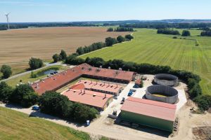 Die Experimentieranlage Schwein mit dem Erweiterungsanbau aus der Vogelperspektive. (Foto: FBN/ Mogwitz)