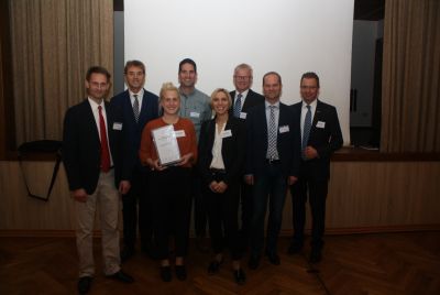 Foto von links: Hans-Jörg Eynck (Tönnies), Dr. Albert Hortmann-Scholten (LWK NDS), Iris Heyer (Deutsche Vilomix), Dirk Niehaus (Bocholter Landschwein), Dr. Annabell Hardinghaus und Dr. Andreas Dreishing (Geschäftsführung Deutsche Vilomix), Christof Ebbeskotte (Schweinemäster), Dr. Bernhard Wesseling (GF Vilomix) 29.11.2018