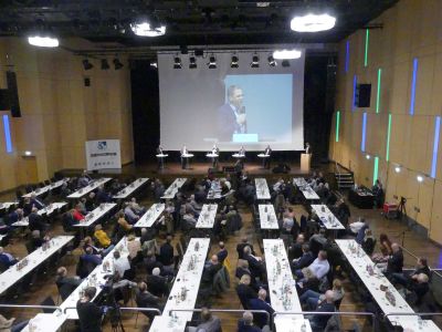 Rund 250 Besucher kamen gestern im Rahmen der gestrigen ISN-Mitgliederversammlung in Münster zusammen. ©ISN